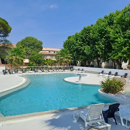 Joli Climatise 6 Personnes Joli A Κάμπινγκ